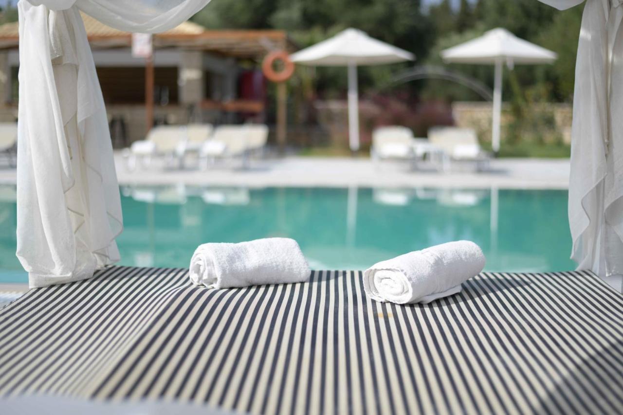 Ekati Mare Hotel Kávos Eksteriør billede